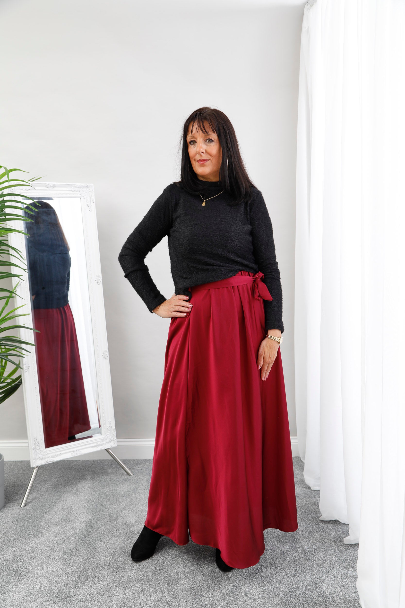 The Veloura Skirt Curve
