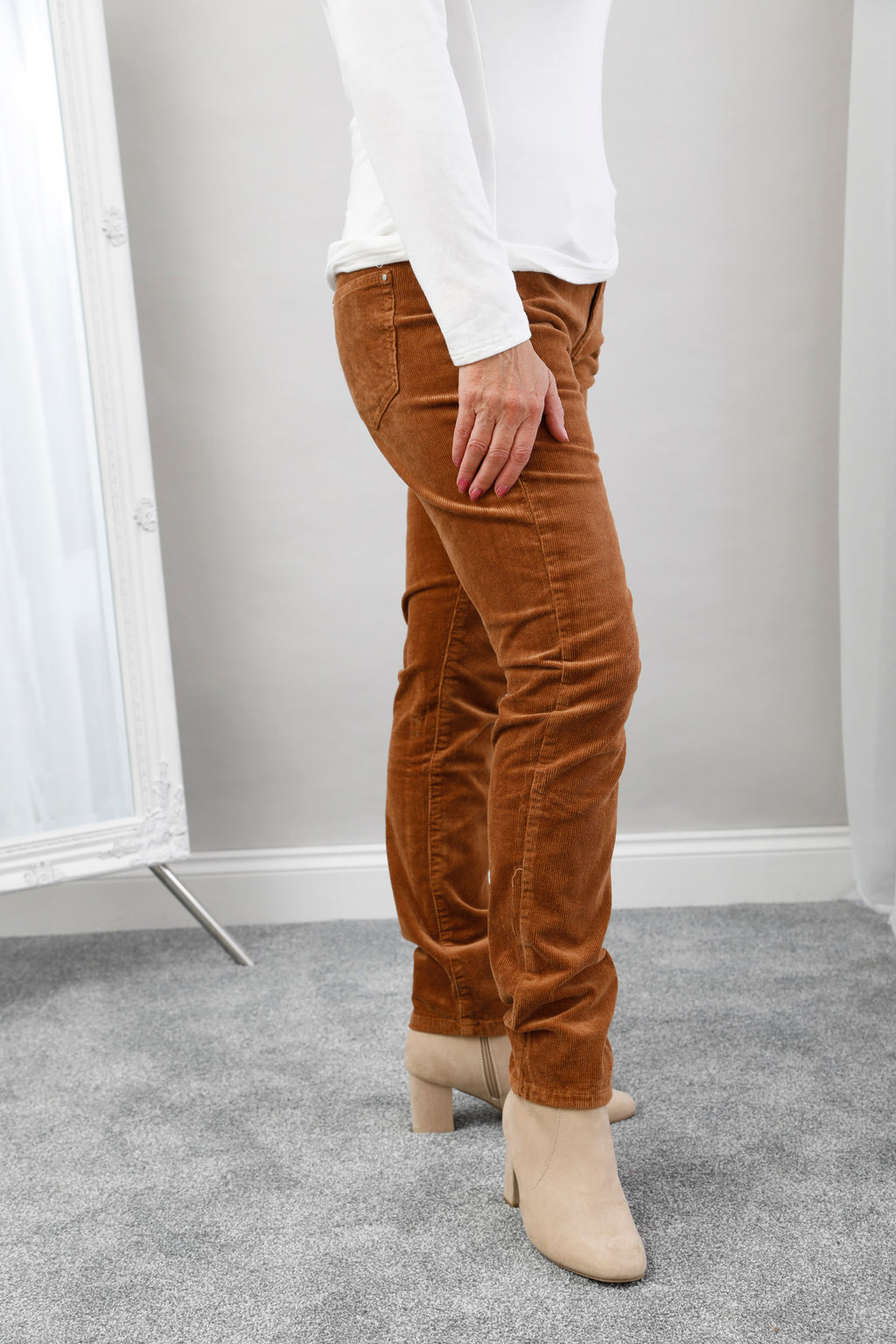 The Orbit Stretch Jeans Caramel