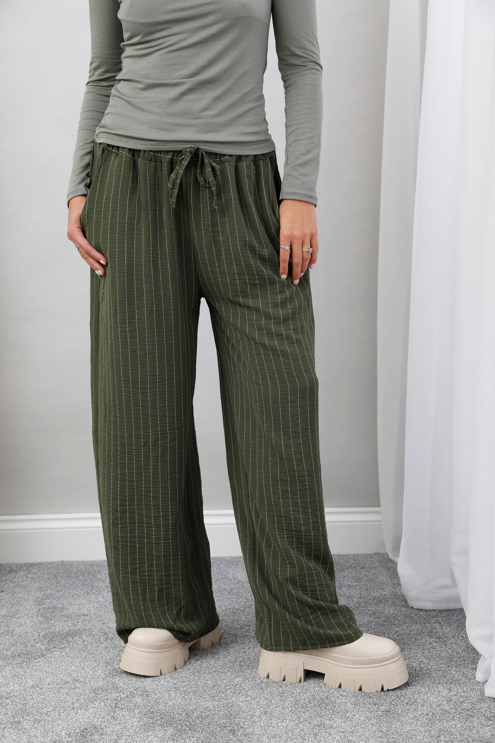 The Signature Stripe Trousers Khaki