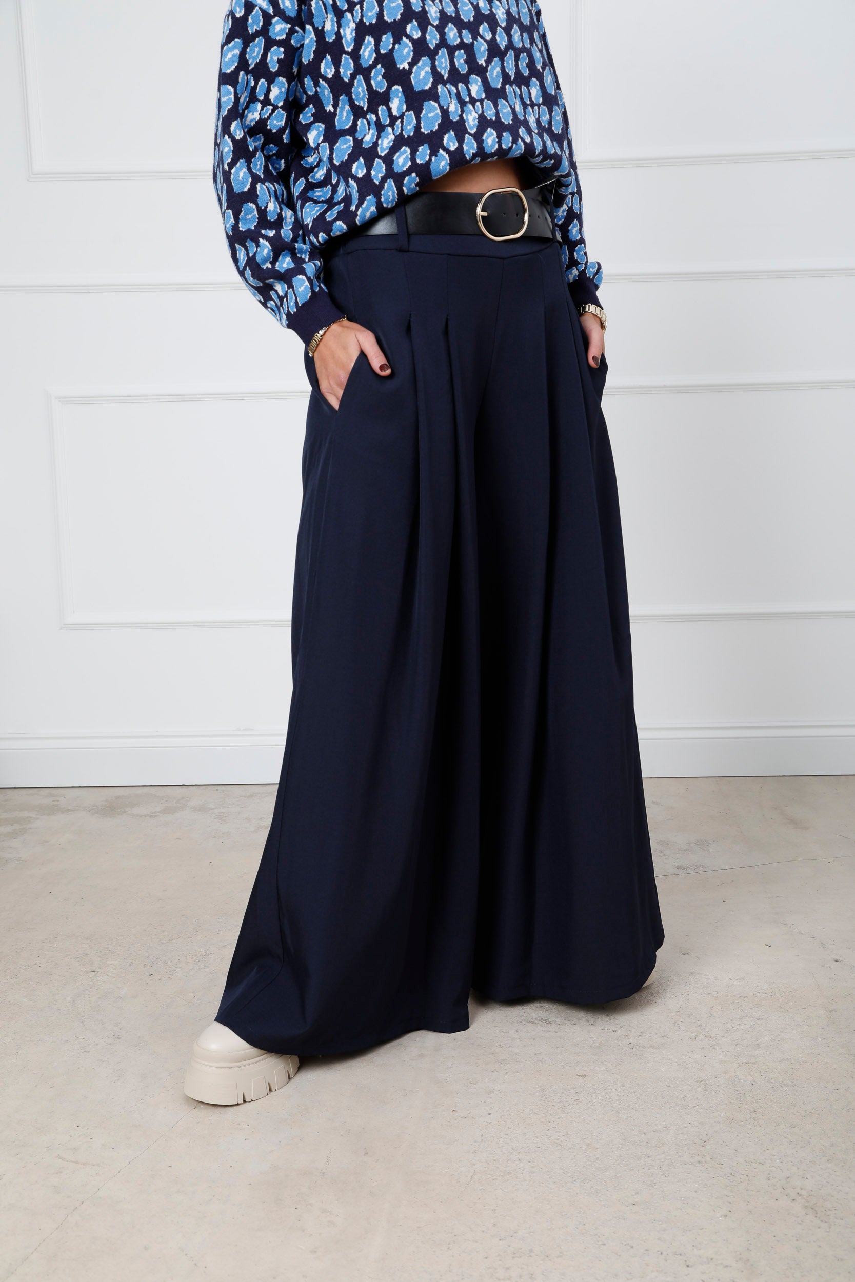 The Era Trousers Navy