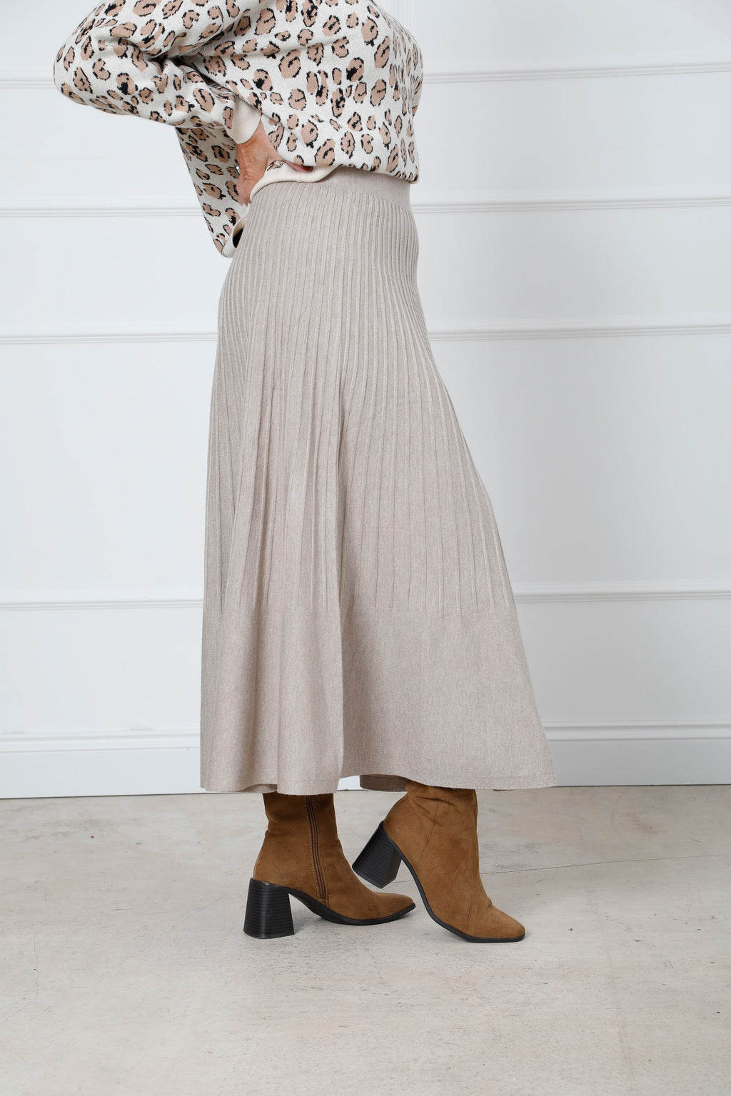 The Icon Knit Skirt Beige