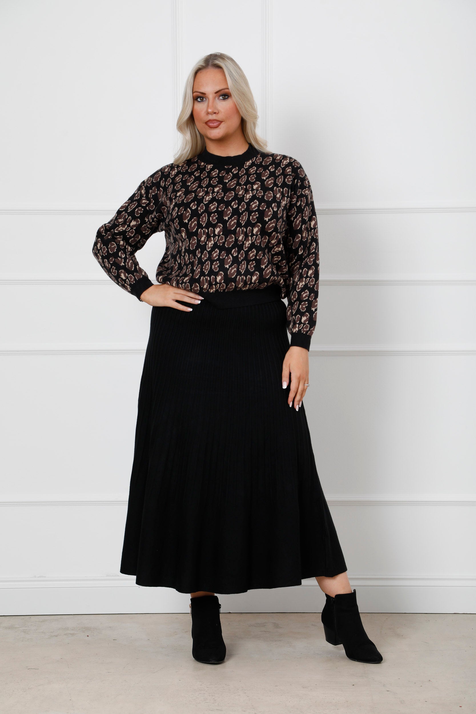 The Icon Knit Skirt Black