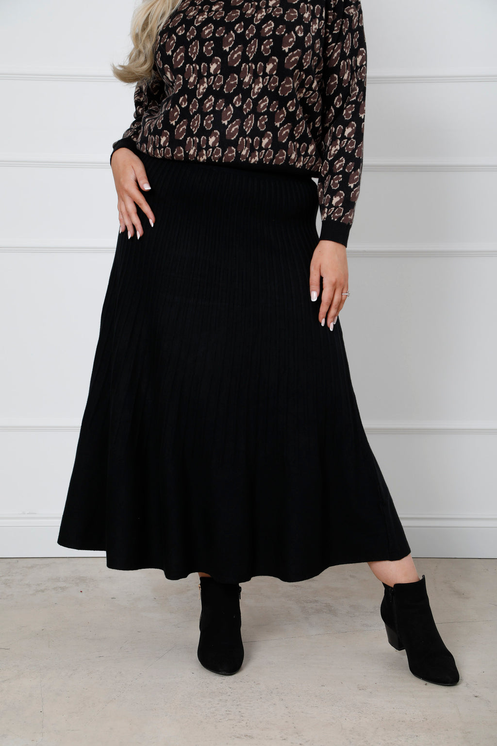 The Icon Knit Skirt Black