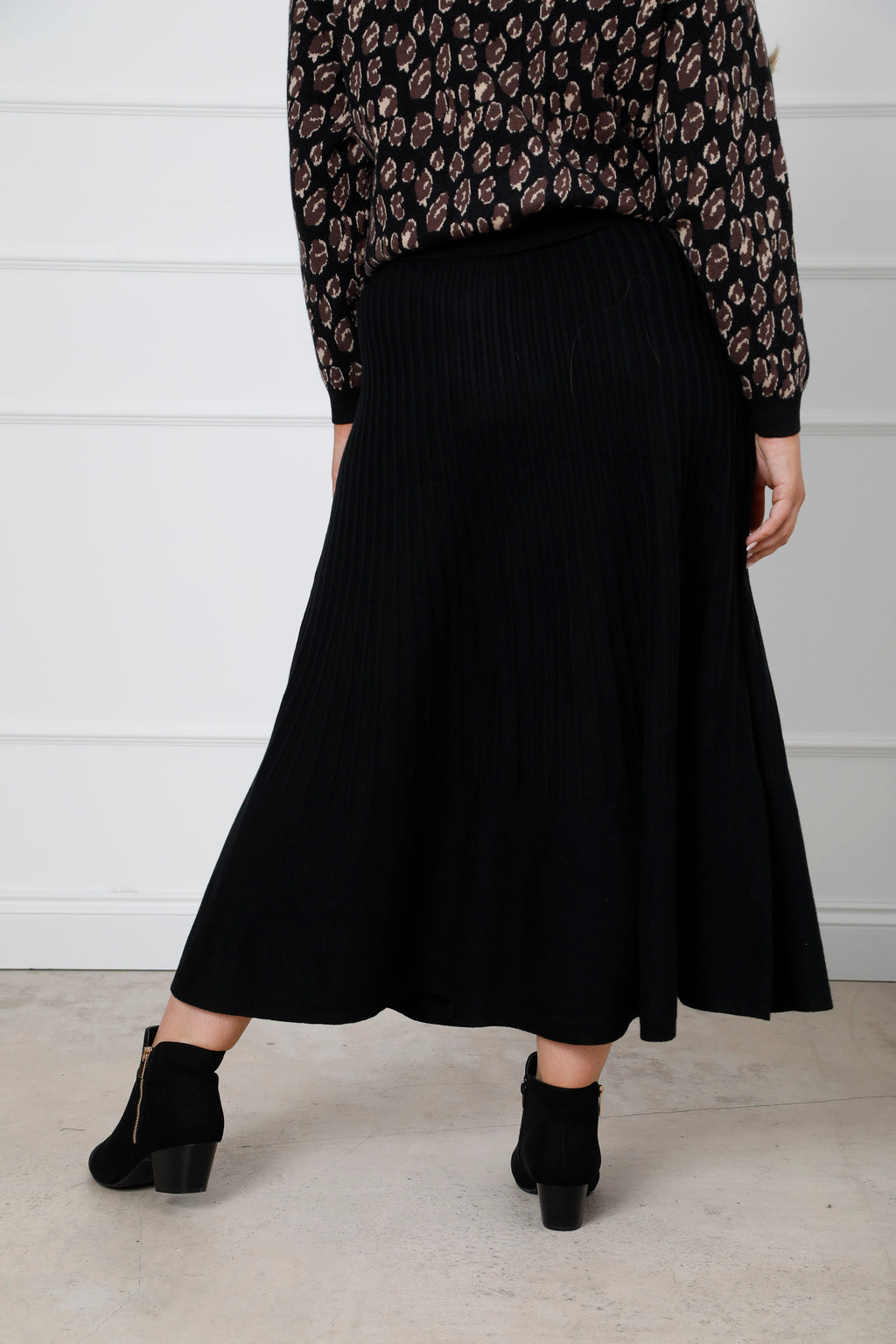The Icon Knit Skirt Black