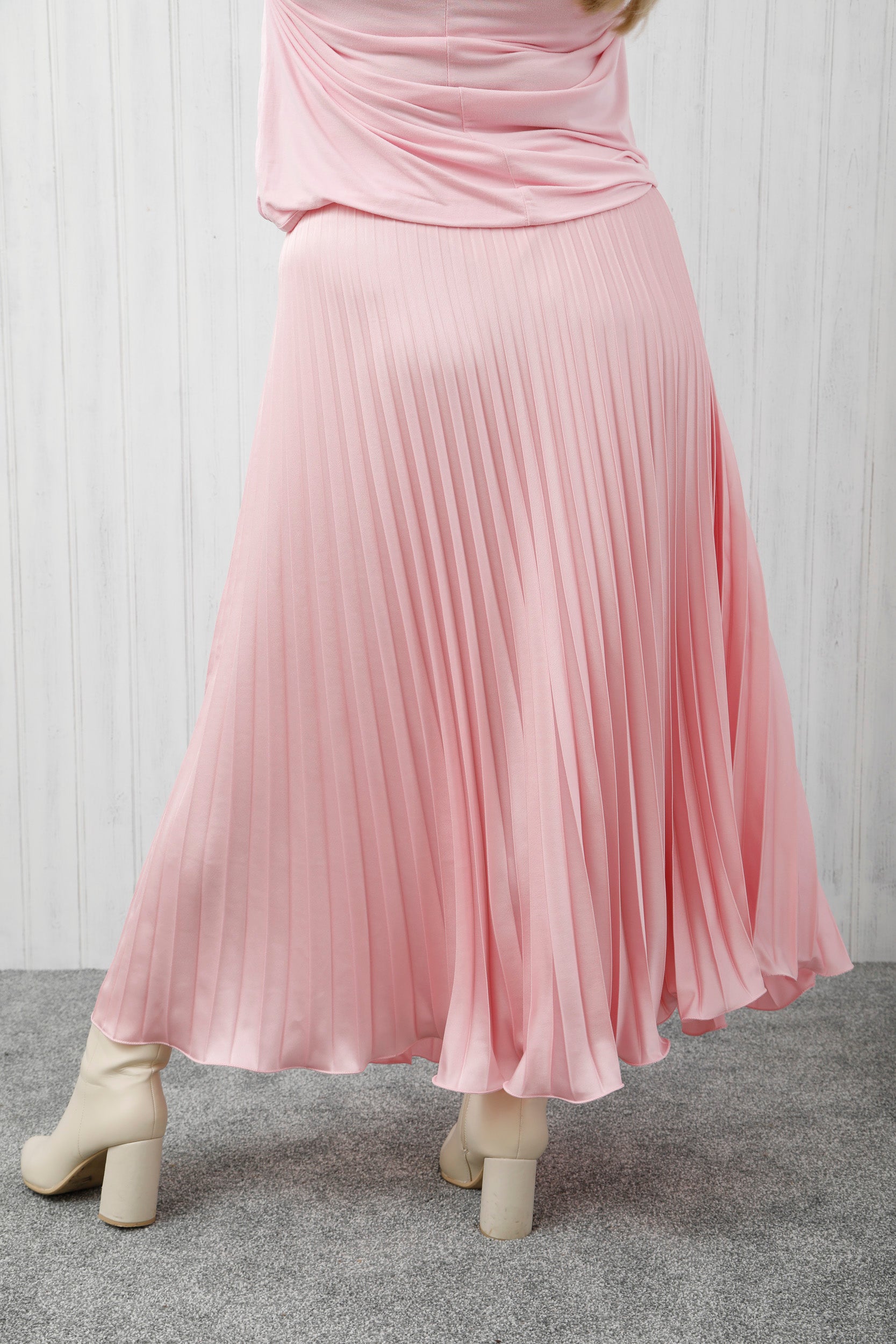 Lola Luxe Skirt Pink