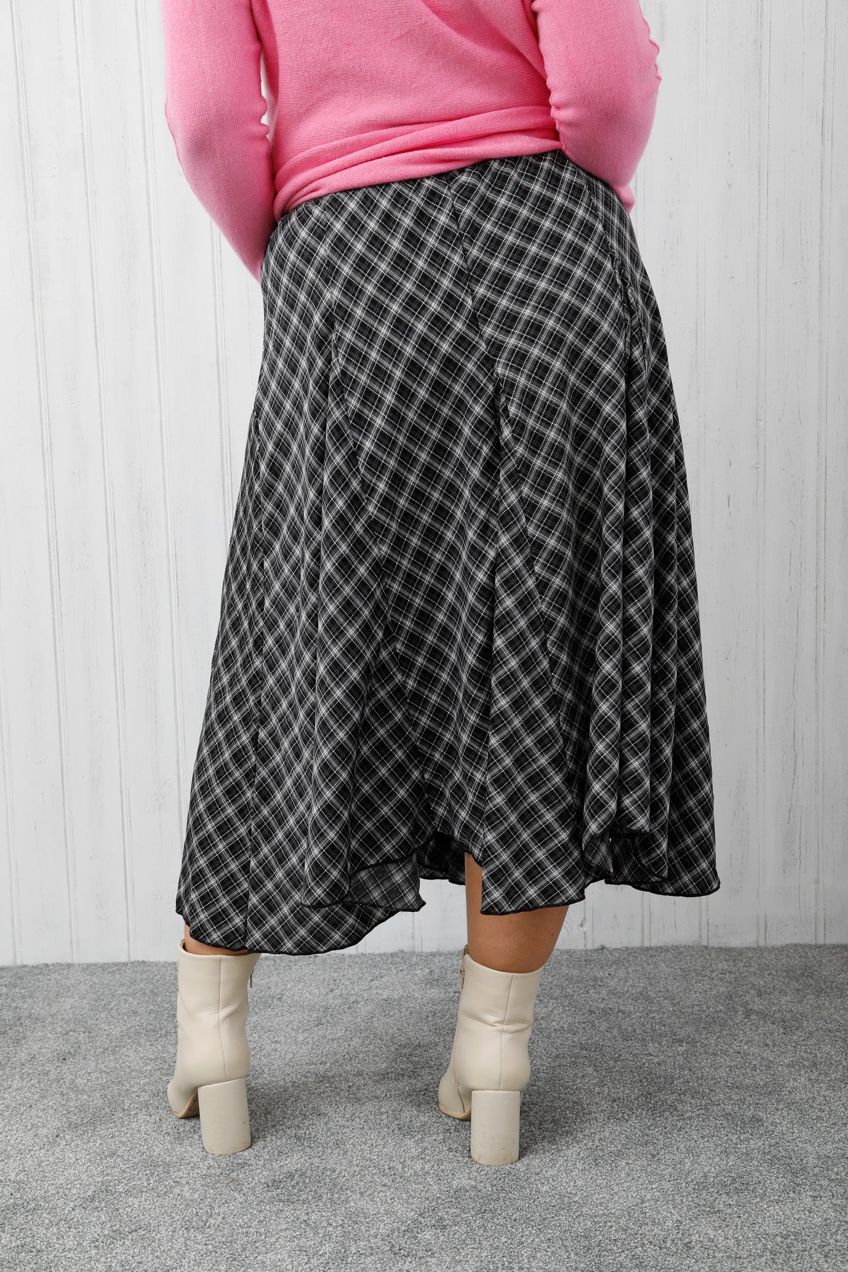 The Highland Midi Skirt Black