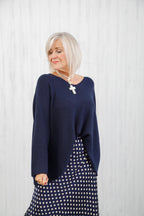 The Core Knit V-Neck Jumper Navy