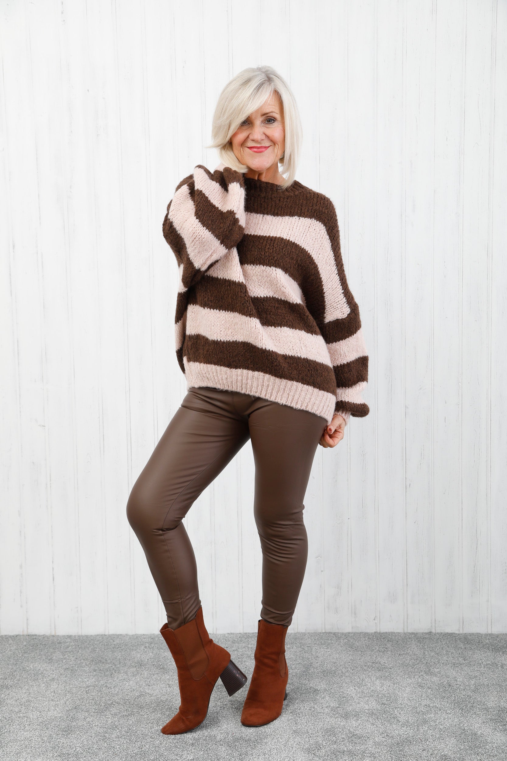 Libra Leather Look Leggings Chocolate