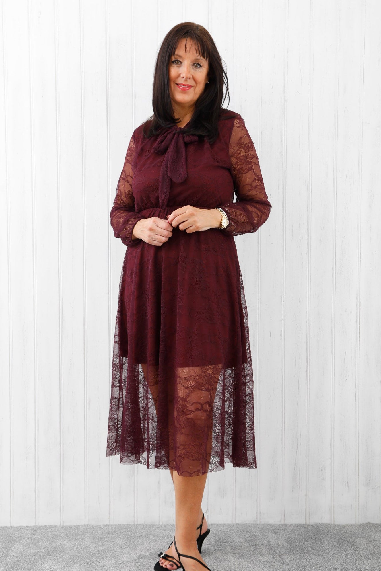Luxe Lace Dress Wine