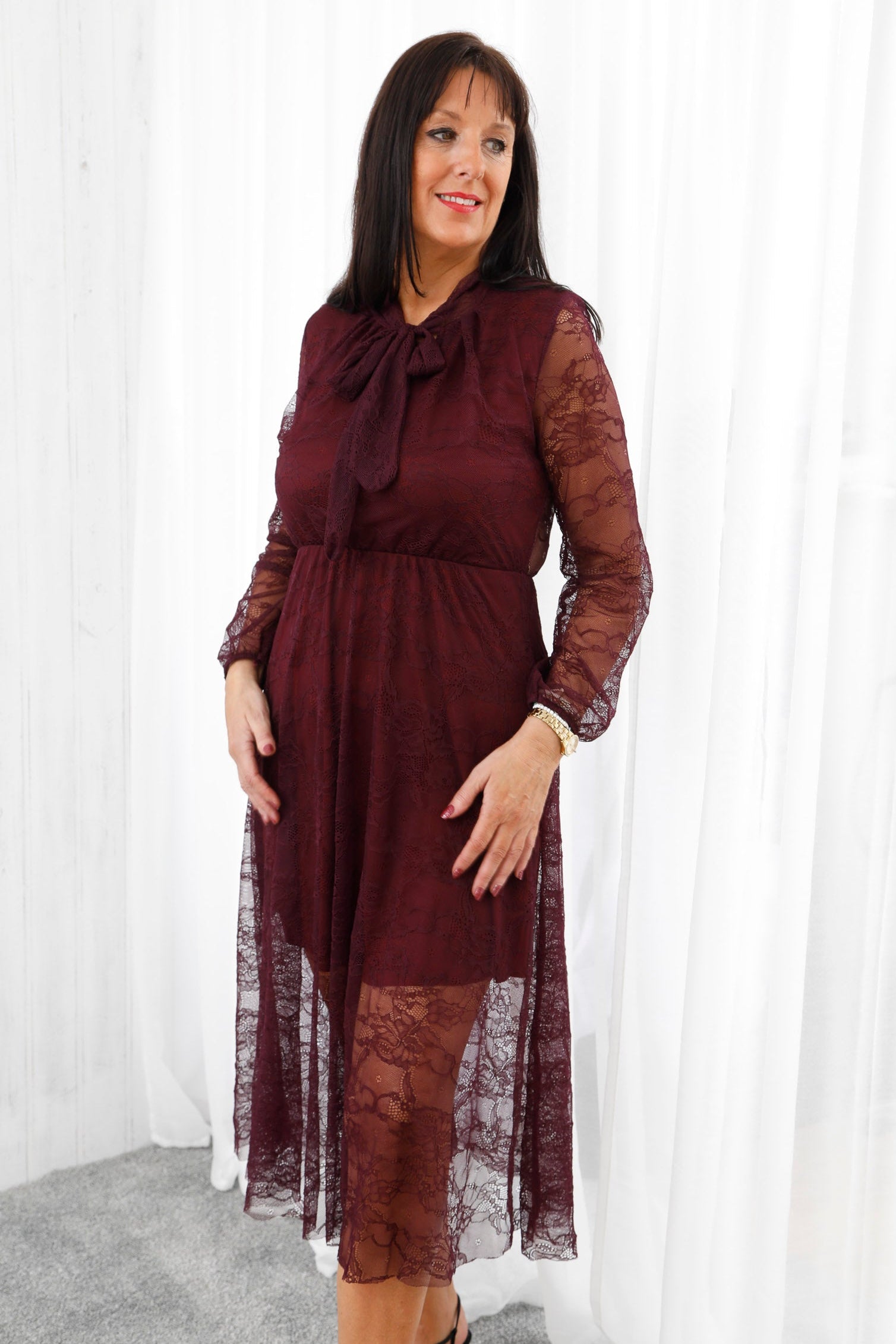 Luxe Lace Dress Wine