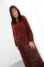The Core Knit V-Neck Jumper Burgundy