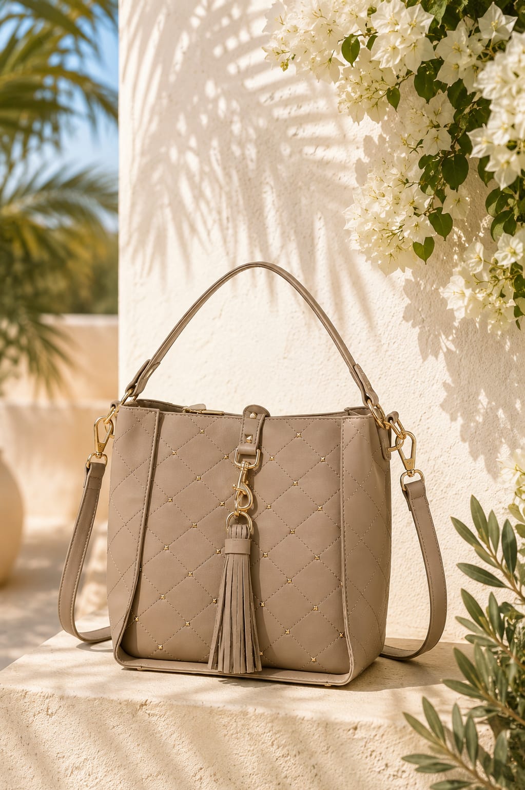 The Astor Bag Beige